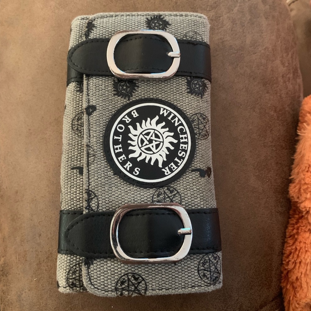 Supernatural Winchester Brothers Wallet
